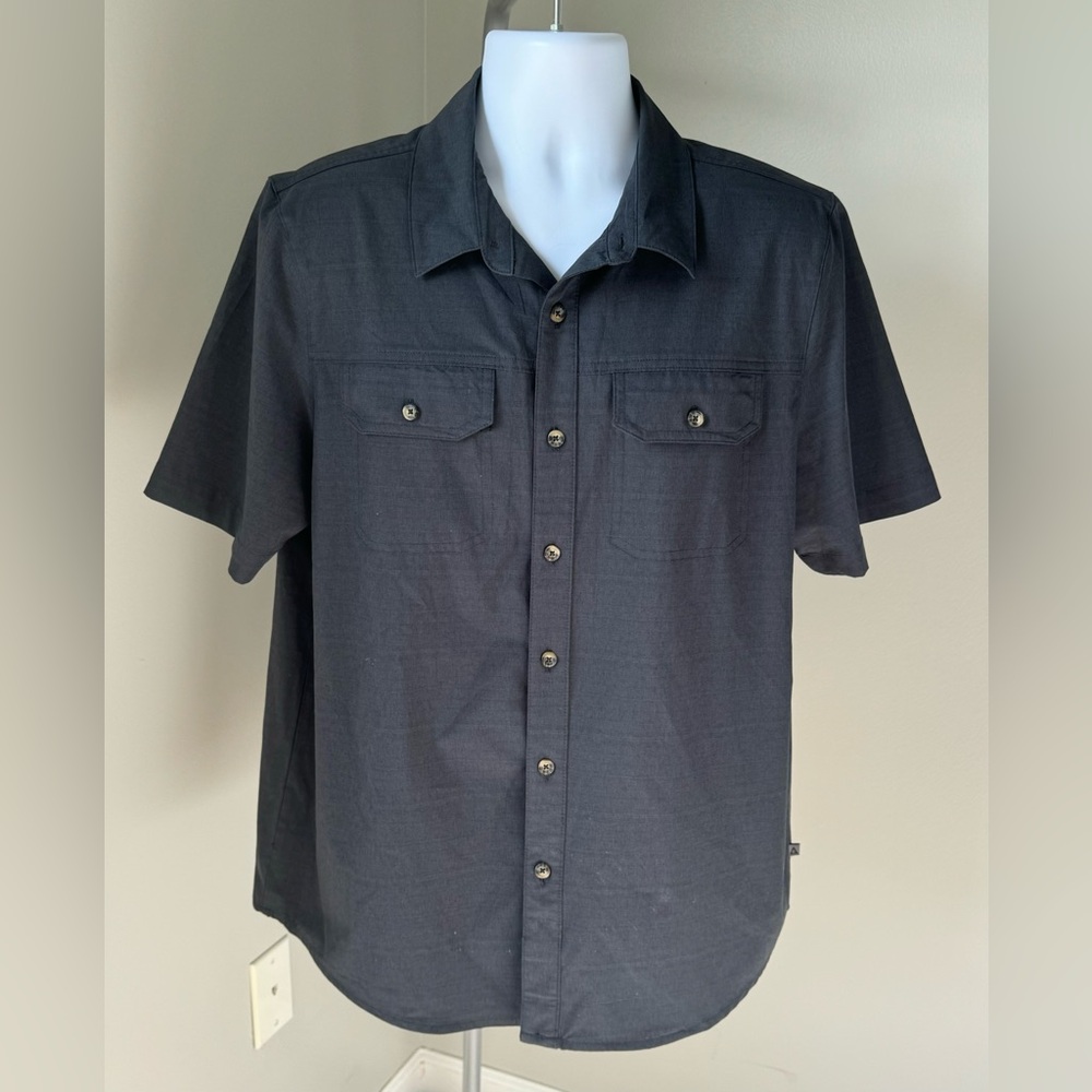 Gerry Tech Woven Stretch Shirt Men's Size L Smokey Gray Button Up Short Sleeve